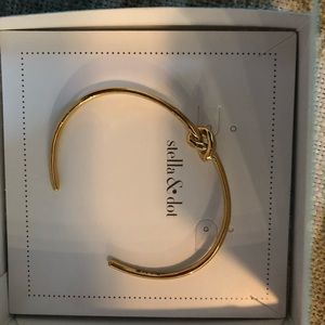 Stella & Dot Gold Knot Cuff